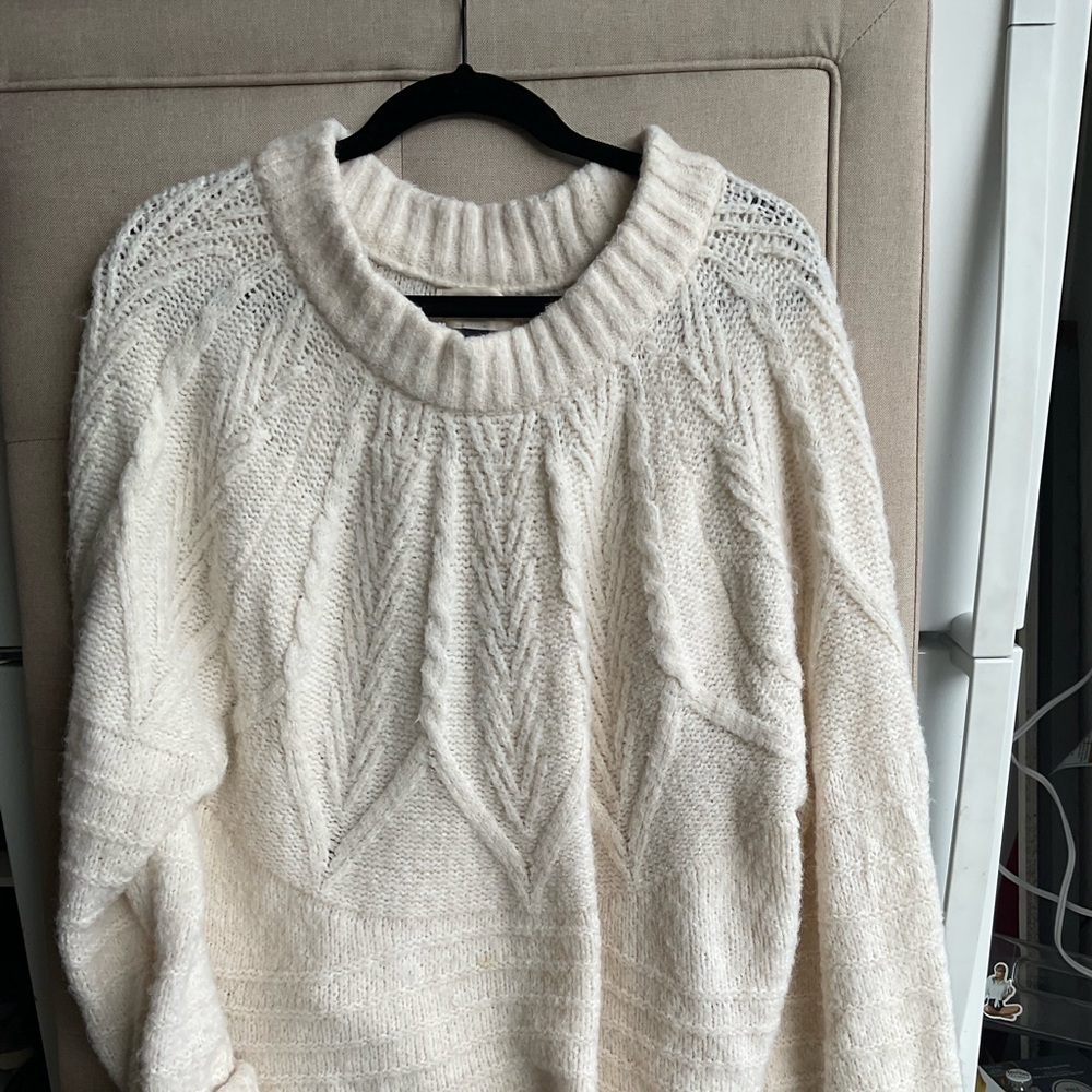 Oversized White sweater
